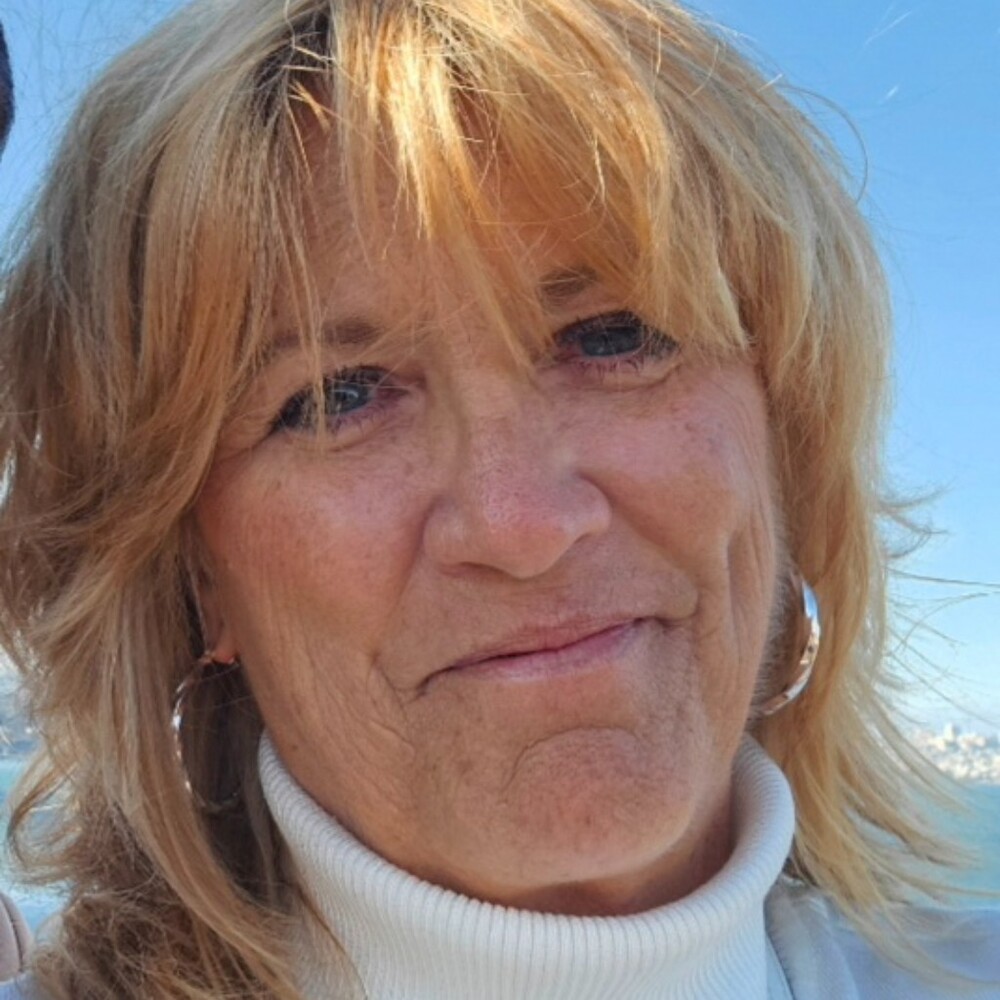 Meet your Posher, Kelly